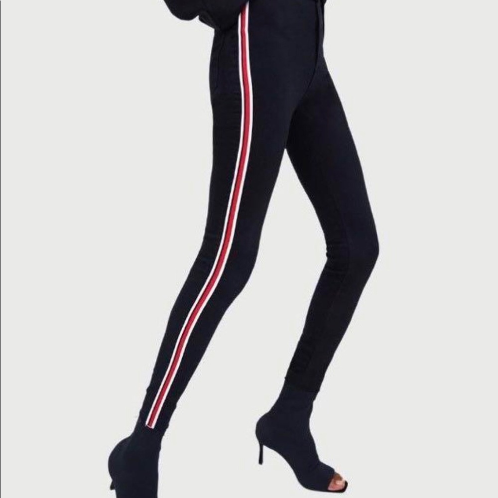High wasted Zara stretchy jeggings with stripe